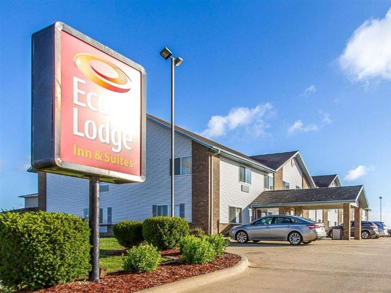 Econo Lodge & Suites Pekin エクステリア 写真